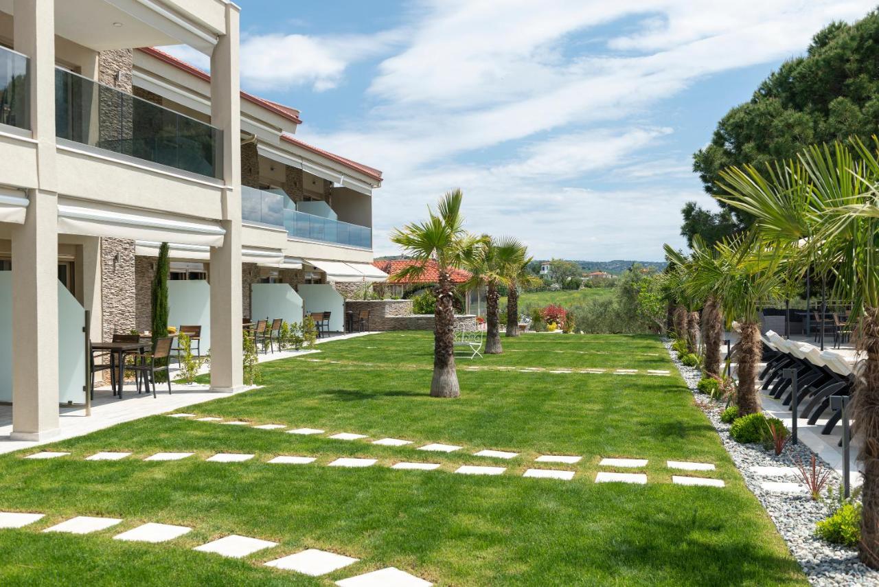 Villa Sara Nikiti  Luaran gambar
