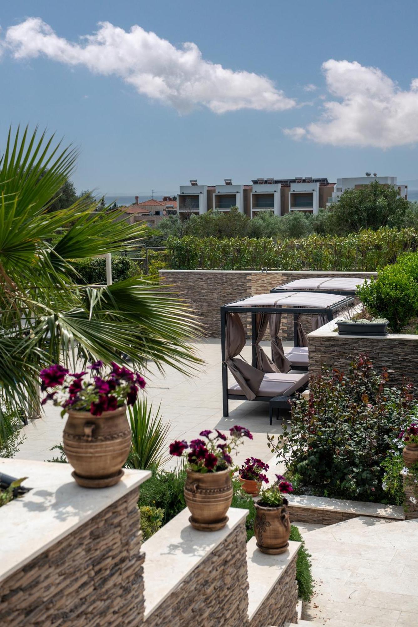 Villa Sara Nikiti  Luaran gambar