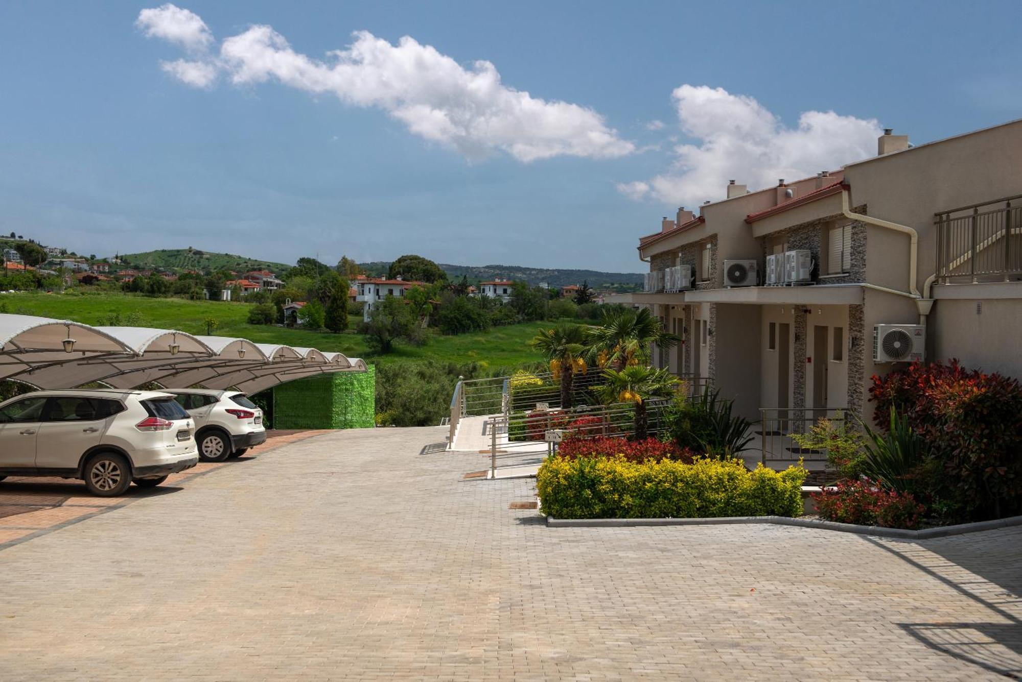 Villa Sara Nikiti  Luaran gambar